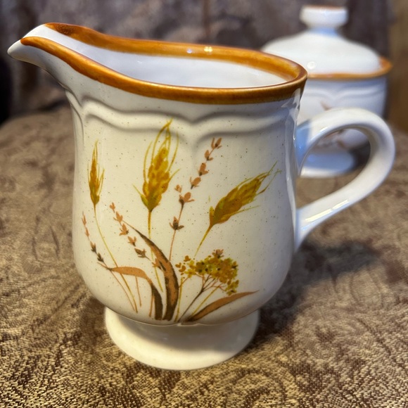 Sangostone Autumn Wheat Pattern Sugar/Creamer set. - Picture 6 of 10